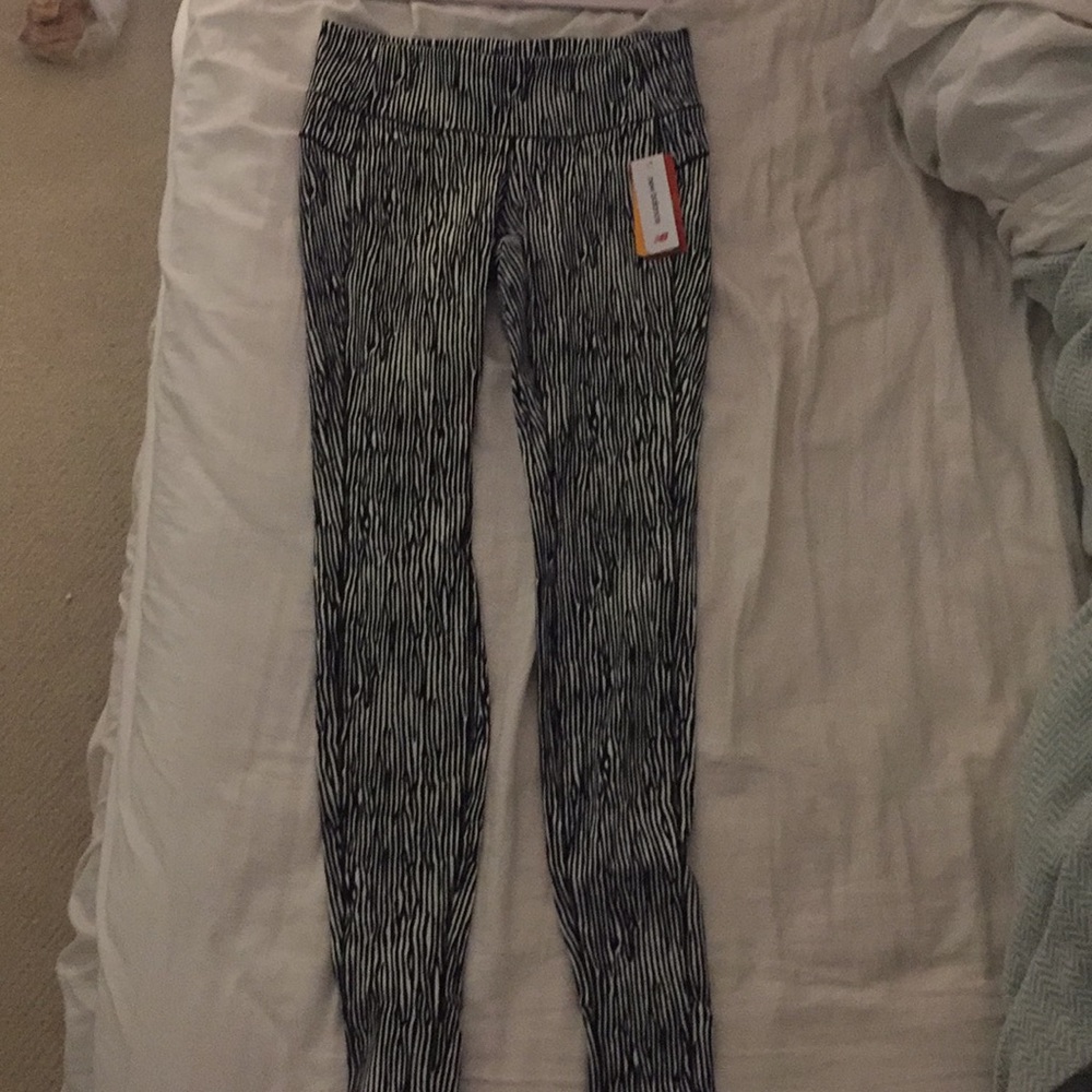 New balance studio tight